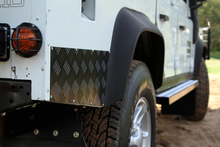 Load image into Gallery viewer, Land Rover Defender 90 (1983-2016) Sill Protector / Black