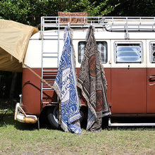 Load image into Gallery viewer, Post General To-Go Throwket