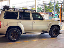 Load image into Gallery viewer, Nissan Patrol Y61 Slimline II Roof Rack Kit