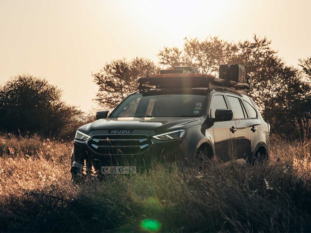 Isuzu MU-X (2021-Current) Slimline II Roof Rack Kit – Premium