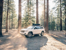 Load image into Gallery viewer, Jeep Grand Cherokee WK2 (2011-2021) Slimline II Roof Rack Kit