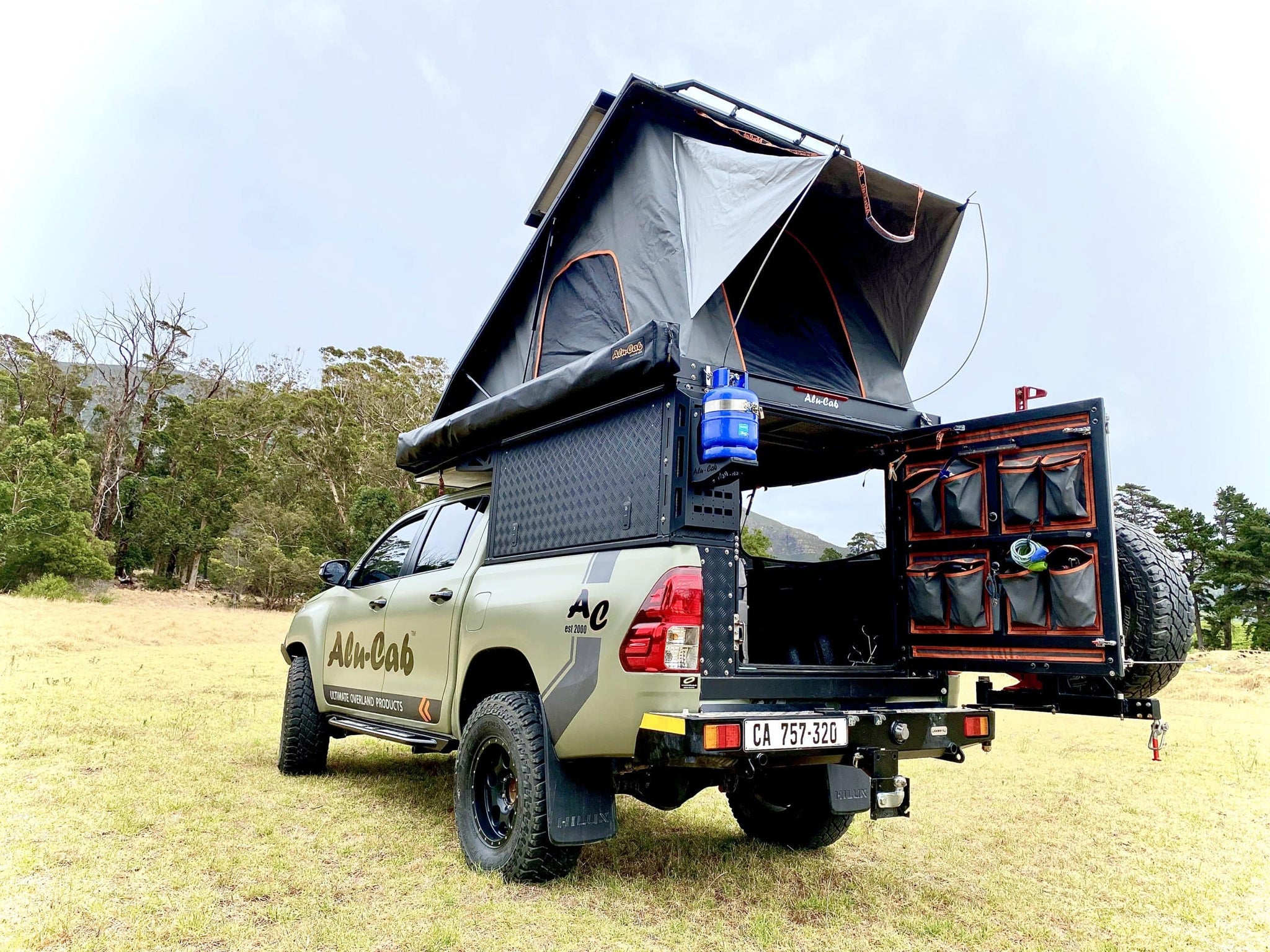 Alu-Cab Canopy Camper - Deluxe Unit DC