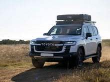 Load image into Gallery viewer, Front Runner Feather-Lite II Rooftop Tent
