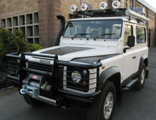 Load image into Gallery viewer, Land Rover Defender 90/110 Bonnet Protector / Black
