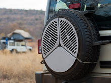 Load image into Gallery viewer, Spare Tire Mount Braai/BBQ Grate
