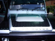 Load image into Gallery viewer, Land Rover Defender 2.4 (2007-2016) Hood Protector / Black
