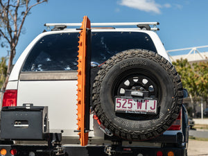Out-Back Spare Tire Maxtrax Mount [With 4 Maxtrax Pins]