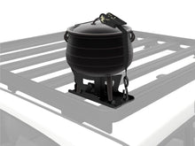 Load image into Gallery viewer, Potjie Pot/Dutch Oven &amp; Carrier
